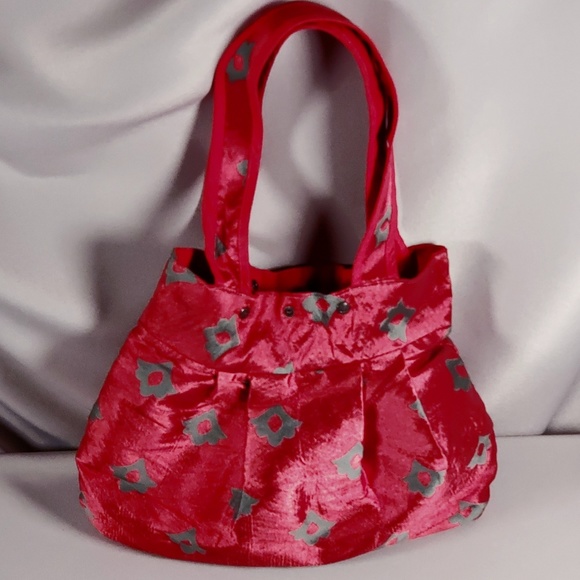 Red Brocade Reversible Tote - Picture 3 of 8